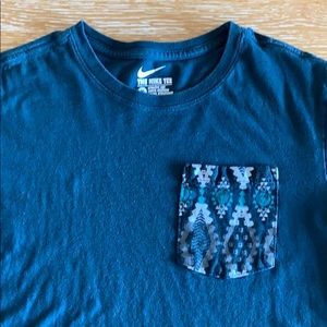 Nike T-shirt